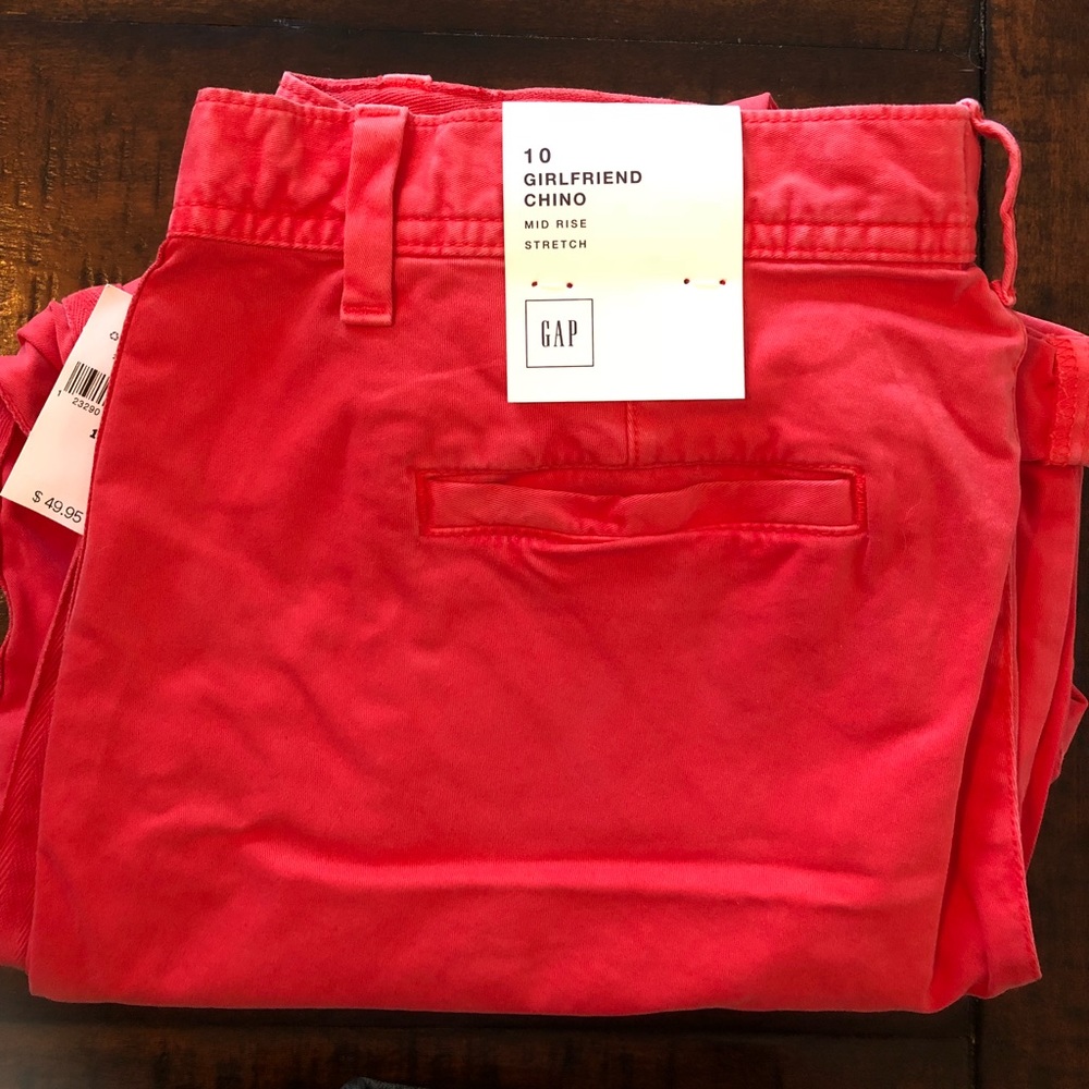 Gap “girlfriend chino”